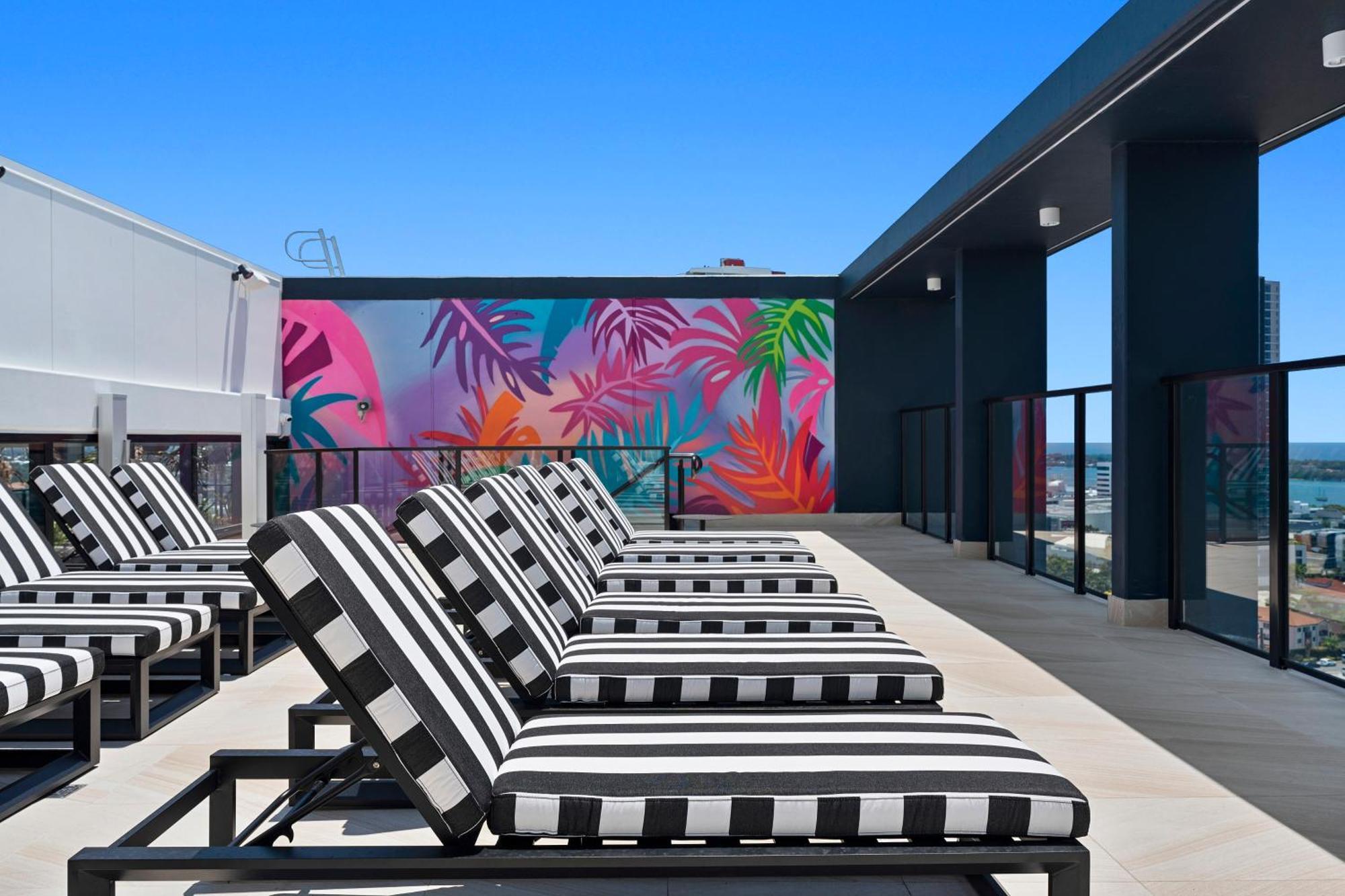 Tryp By Wyndham Southport Gold Coast Hotel Apartments エクステリア 写真
